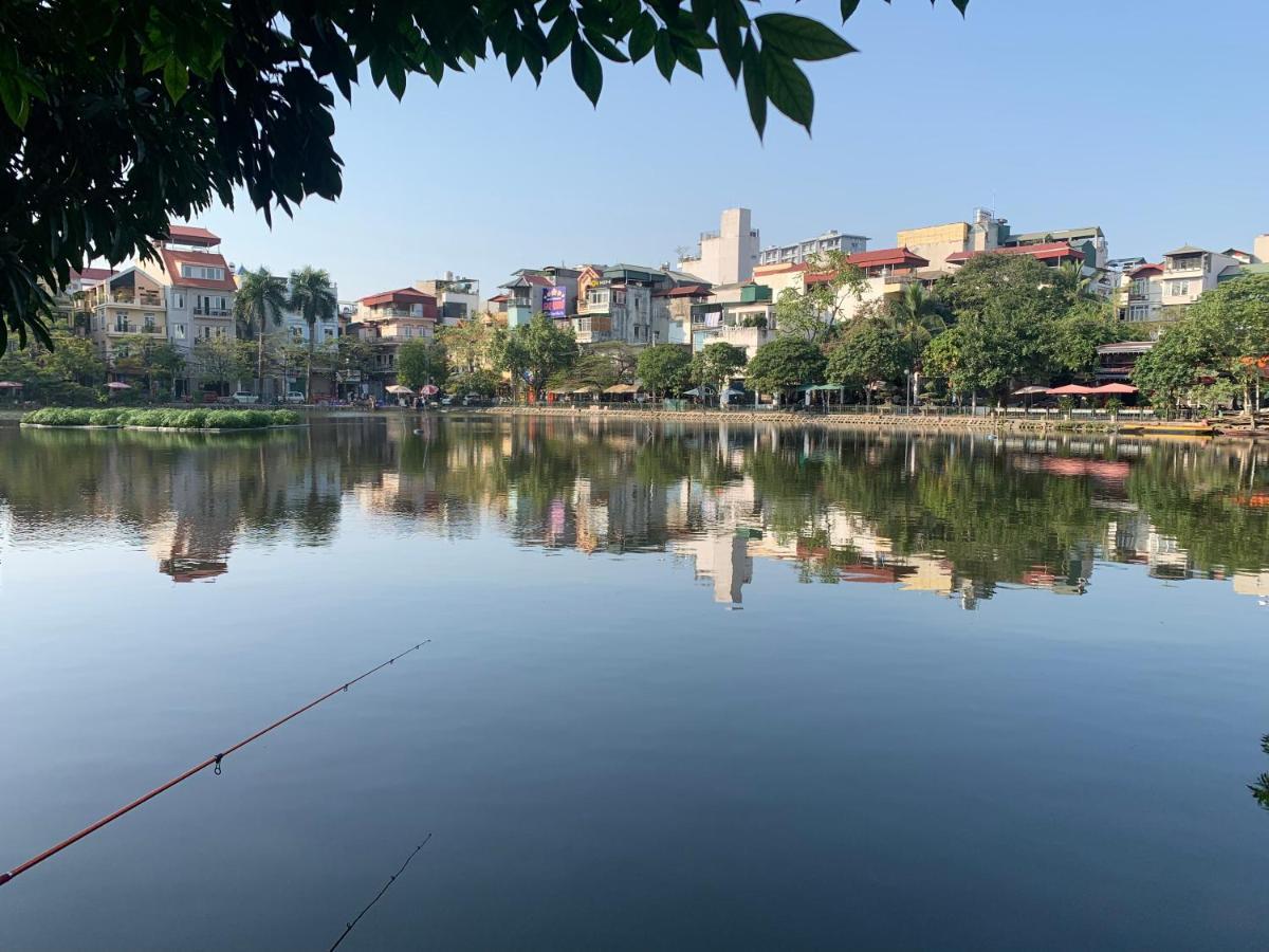 Apartment Lakeside House Hanoi